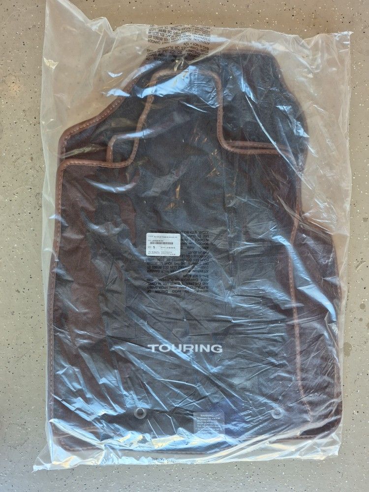 Set of genuine Subaru Outback Touring floor mats