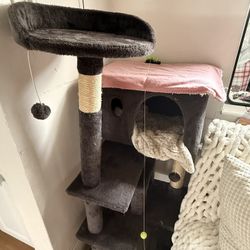 Cat tree
