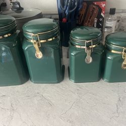 Vintage 4 Piece Canister Set 