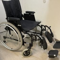 Aluminum. Light Way. Wheelchair Exelente.  