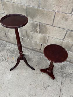 2 pc good condition Vintage side table together $75
