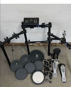 Yamaha dtx500 electric drum set