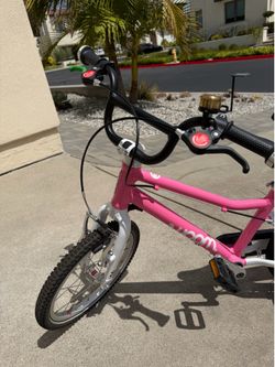 Woom 3 lightweight aluminum 16” bike