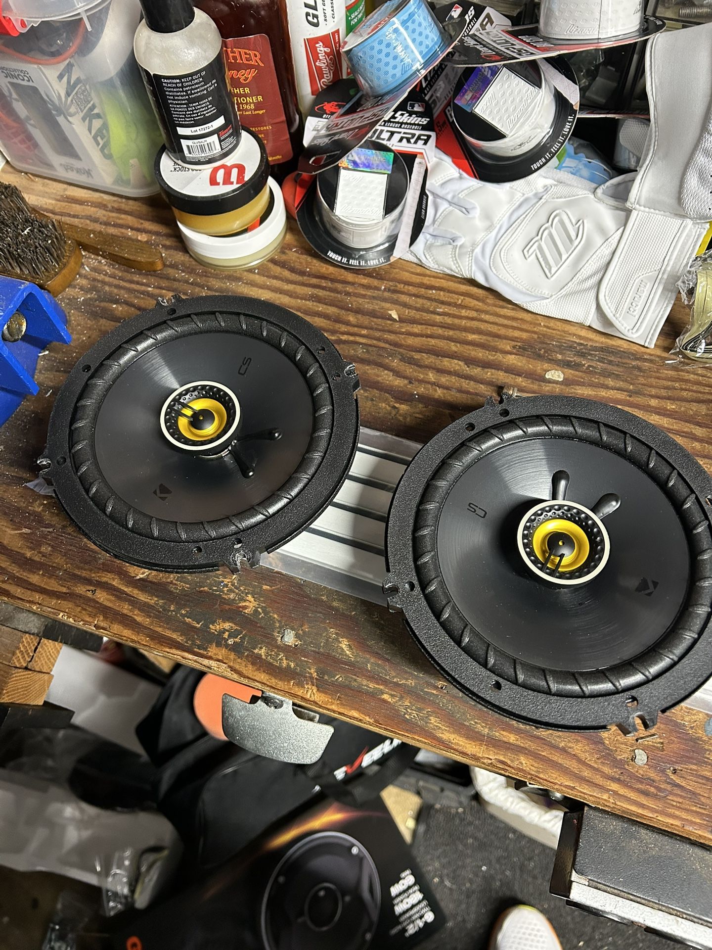 Kicker Speakers 6”x9” And 6.5”