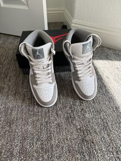 Jordan’s 1’s Size 8 Like New