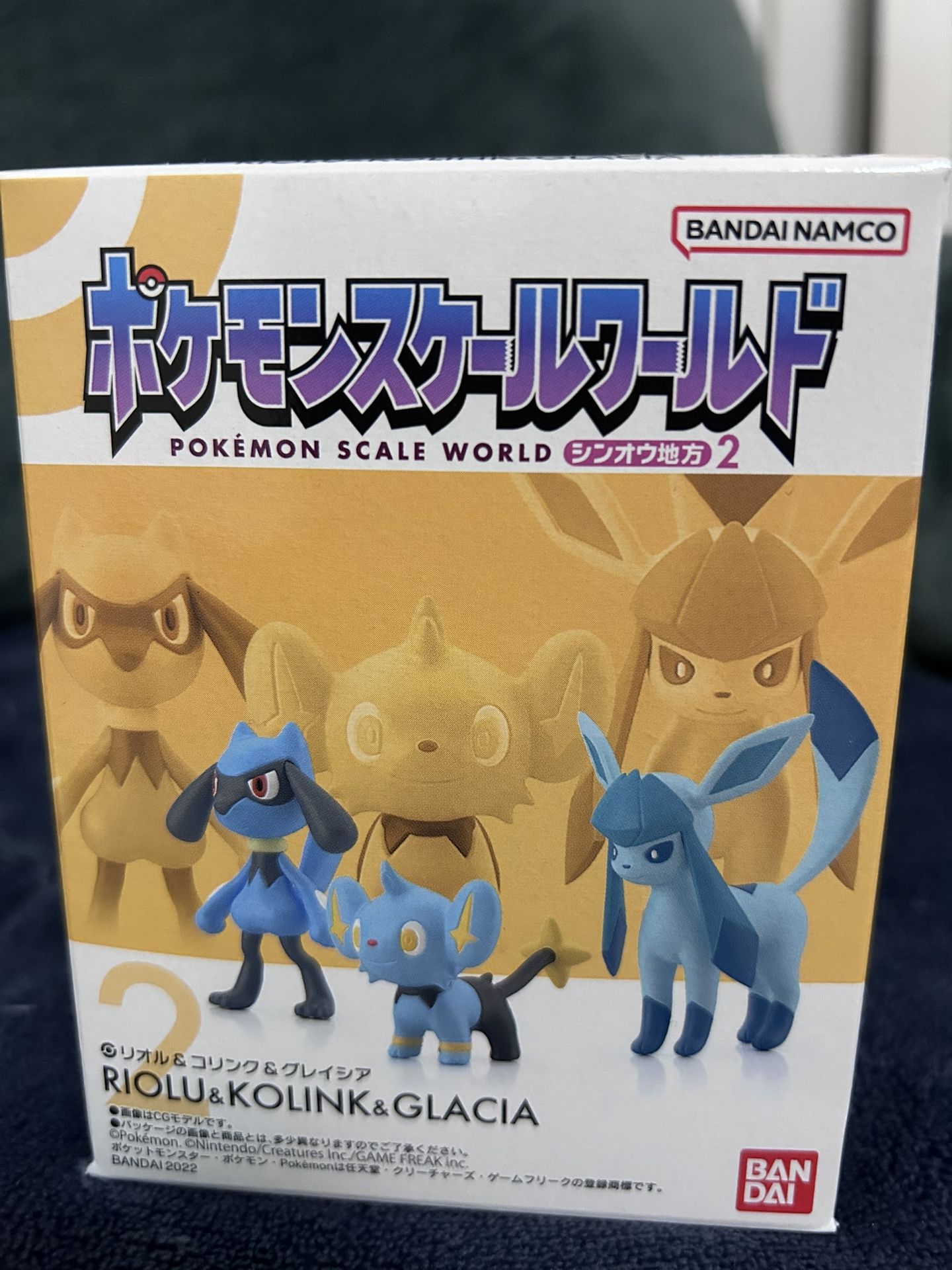 Pokémon Scale World Figures Riolu, Shinx and Glaceon