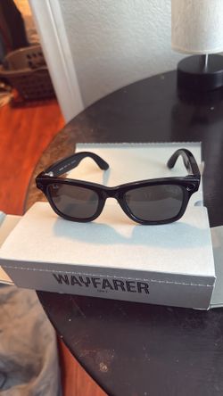 Raybans meta Gen 2. Brand new. 200 or offer best price