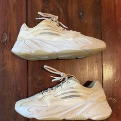 1 OF 1 Sample Adidas Yeezy 700v2 Triple White size 12