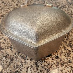 Silver Seal pan