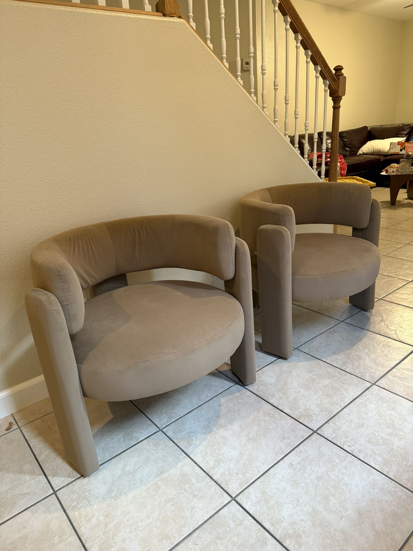 Modern Lounge Chairs