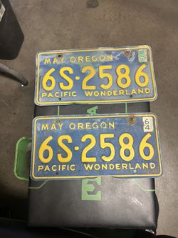  Vintage license Plates
