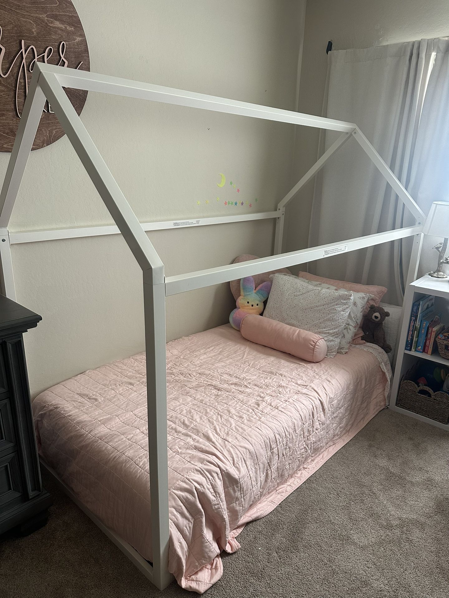 White House Bed Frame (Mattress Not Included)