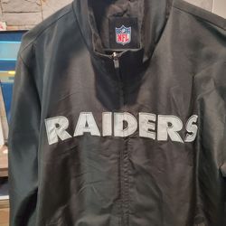 Raiders wind breaker