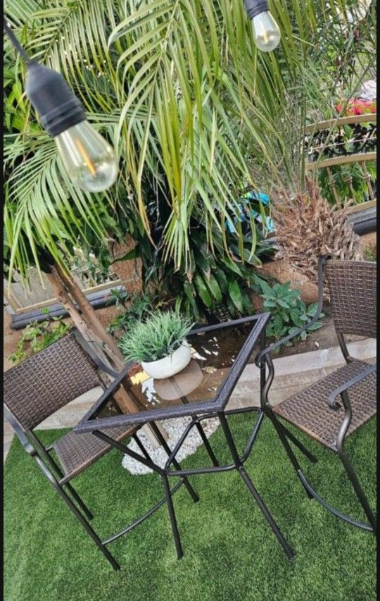 3pc Patio Set/balcony Set 3pc/Outdoor Furniture/Cash Only