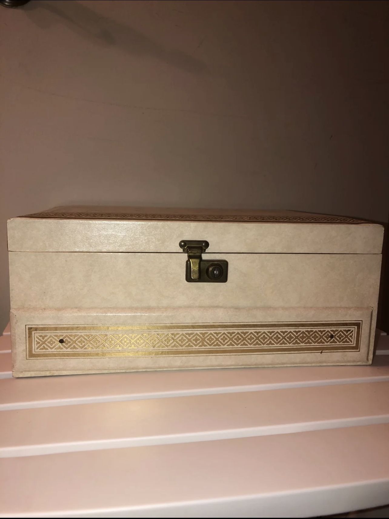Vintage Mele Jewelry Box 