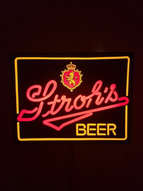 Vintage Stroh's Brewery Detroit Michigan Beer Neon Light Advertising Sign