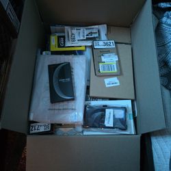 Pallet Of Mixed  Accessories For Phone/Watch/tablet