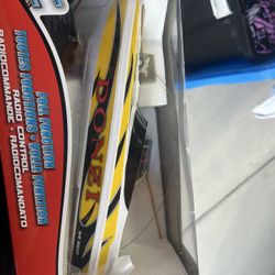 Boat toy