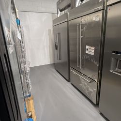 KitchenAid 42” Built-In French Door Refrigerator – Model KBFN502ESS – Like New! 🧊