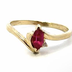 Woman’s Ladies 14k Yellow Gold Marquise Cut Red Stone Ring Size 6.5 GP3118610