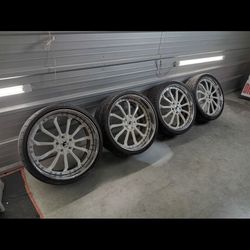 22” Offset staggered Forgiato