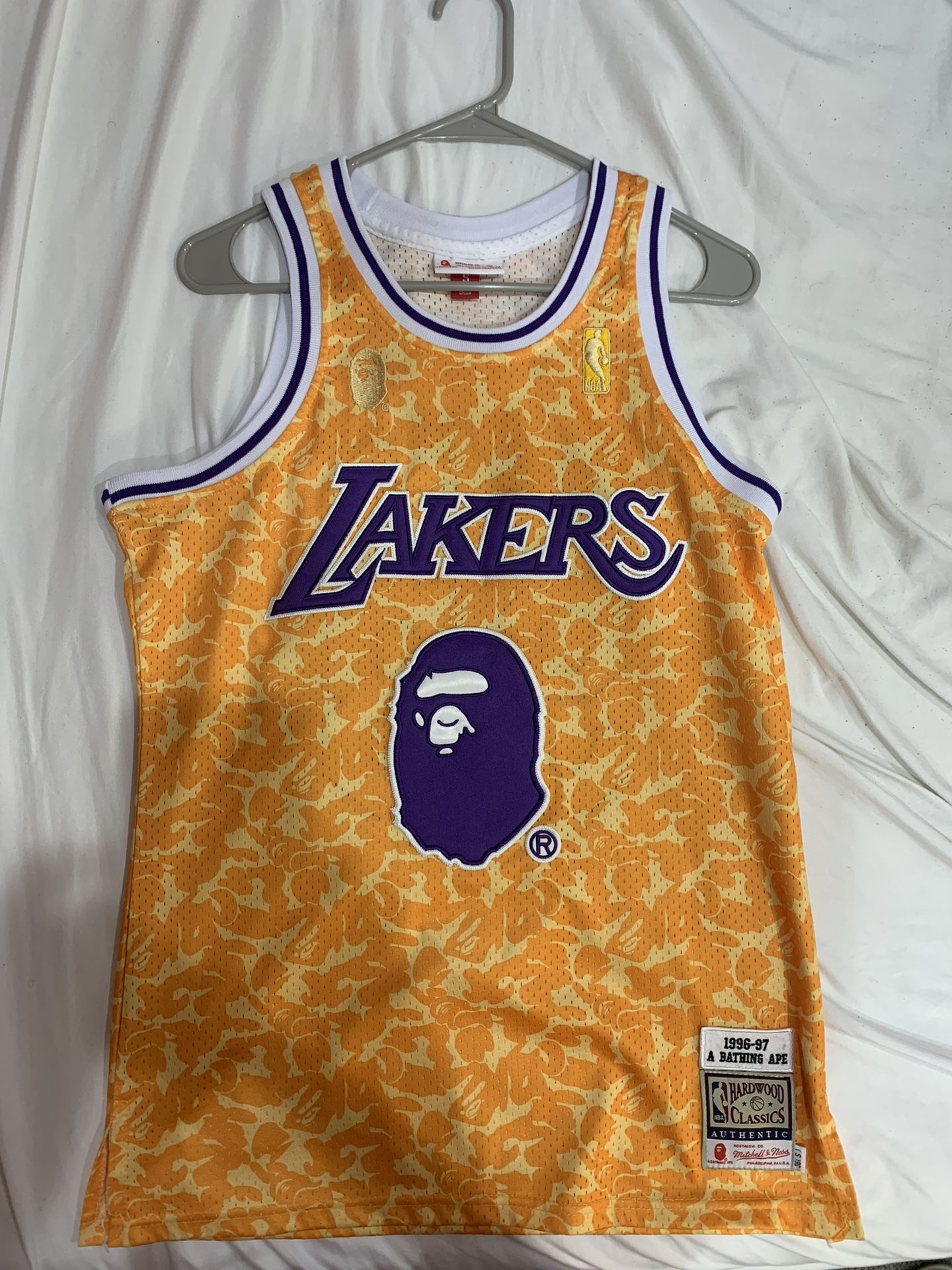 BAPE x Mitchell & Ness Los Angeles Lakers Jersey - Yellow