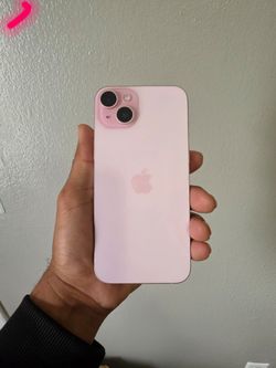 iPhone 15 plus pink