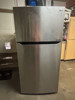 LG refrigerator