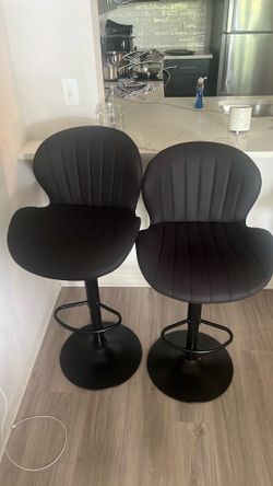 2 Plush Bar Stool Chairs