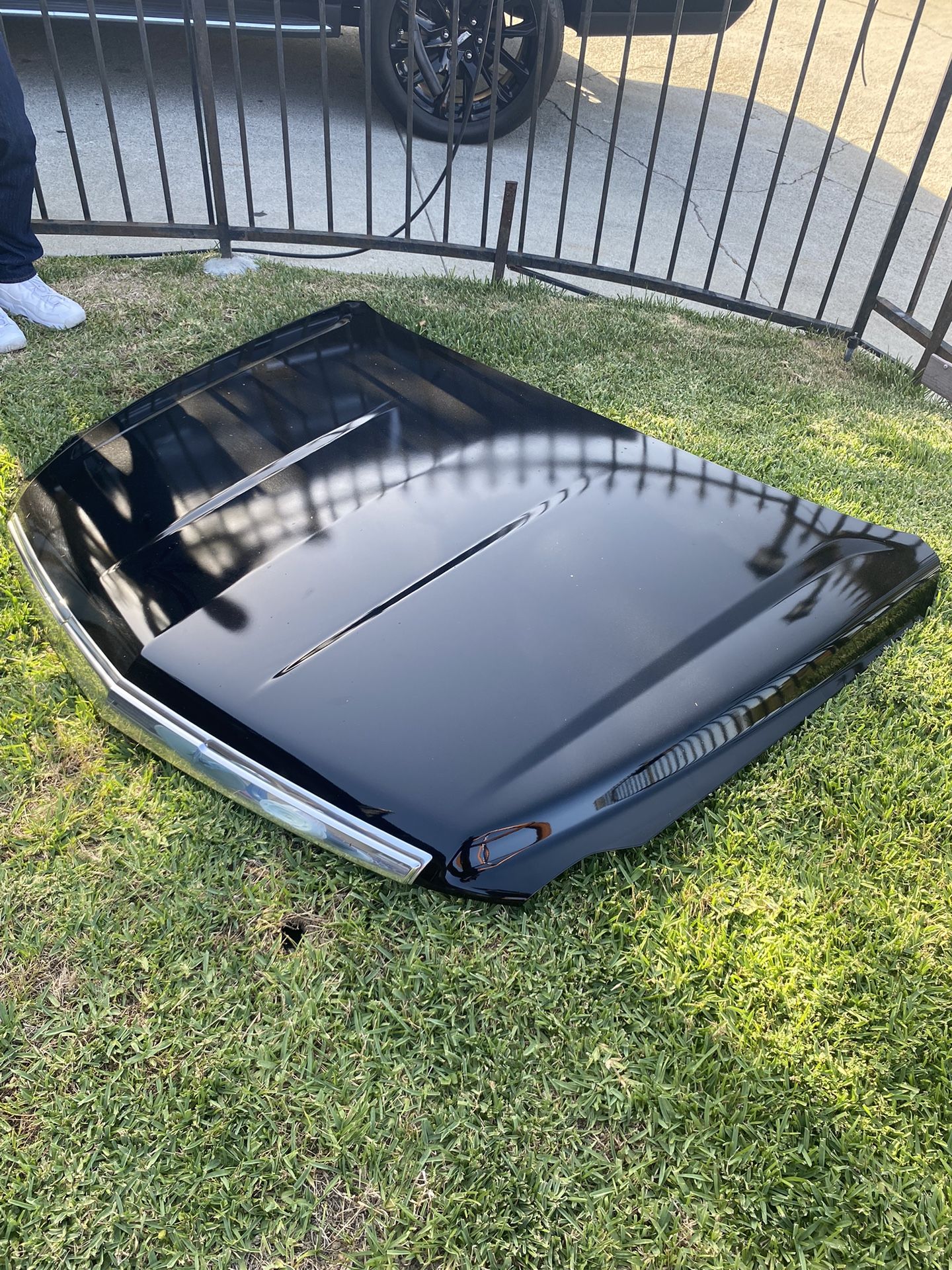 2016 Cadillac Escalade Hood