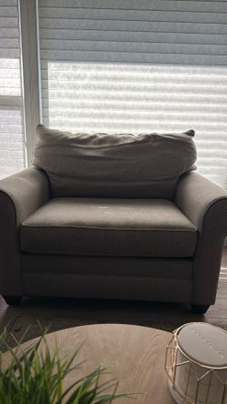 Bassett chair and a half