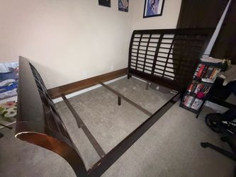 Queen Mattress Base