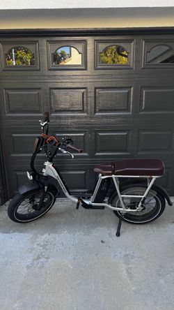 Rad Power Bikes RadRunner Plus E-Bike