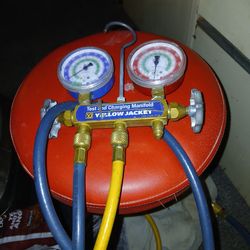 Yellow jacket test and charging manifold