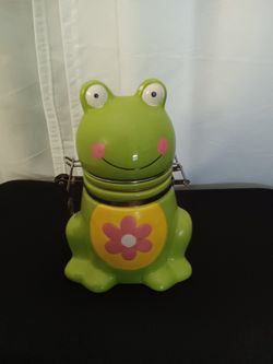 Green Frog with Pink Flower Canister 