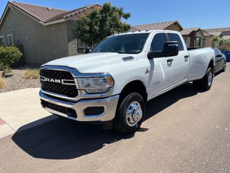 2024 Ram 3500 BigHorn Dully CREW CAP 4x4 LONG BOX
