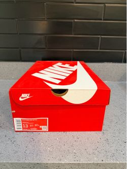 Nike Dunk University Gold size 13