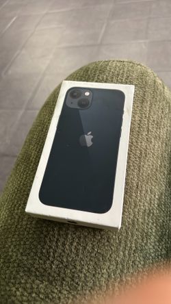 Brand new xfinity mobile iPhone 13