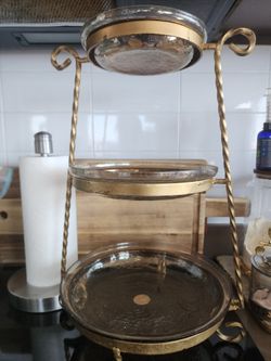 Lifestyle Twist Metal Cake Stand