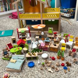 Hape Wooden dollhouse With Accessories