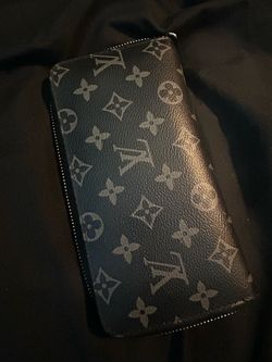 LV Wallet