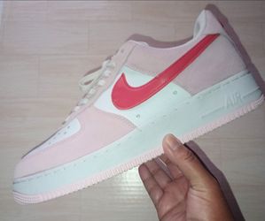 Nike Air Force 1 Low 07 QS Valentine's Day Love Letter