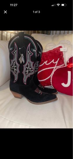 Womems ditsngo boots size 8.5