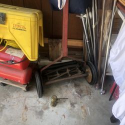 FREE Vintage Push Lawn Mower 