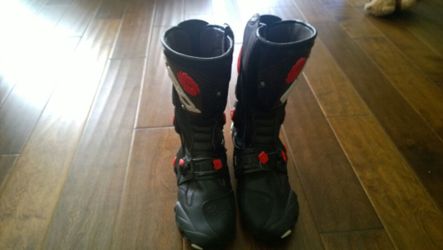 Sidi Mortocycle Boots Excellent condition SIZE 10