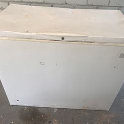 Kenmore Upright Freezer 