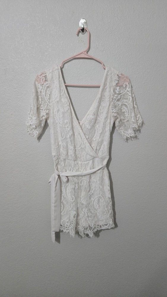 Lace romper