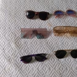 All 13 Glaesses For 10.00 DOLLAR