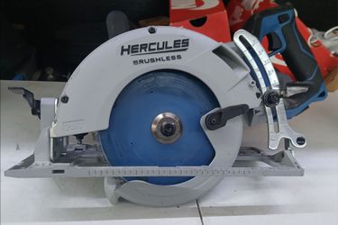 Hercules Circular Saw 20V 7-1/4"