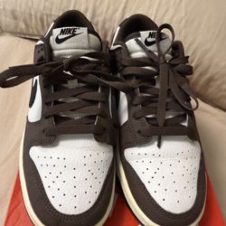 NIKE Dunk Low 
